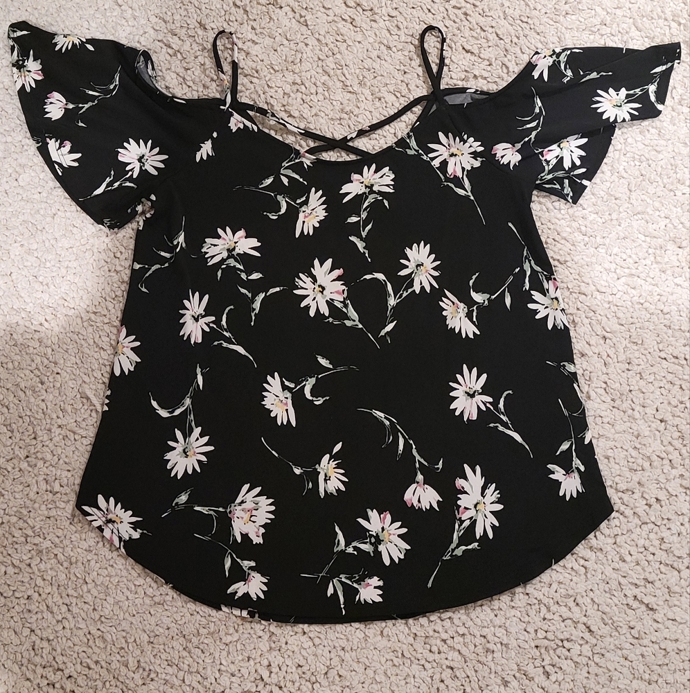 Kayleigh flower top
